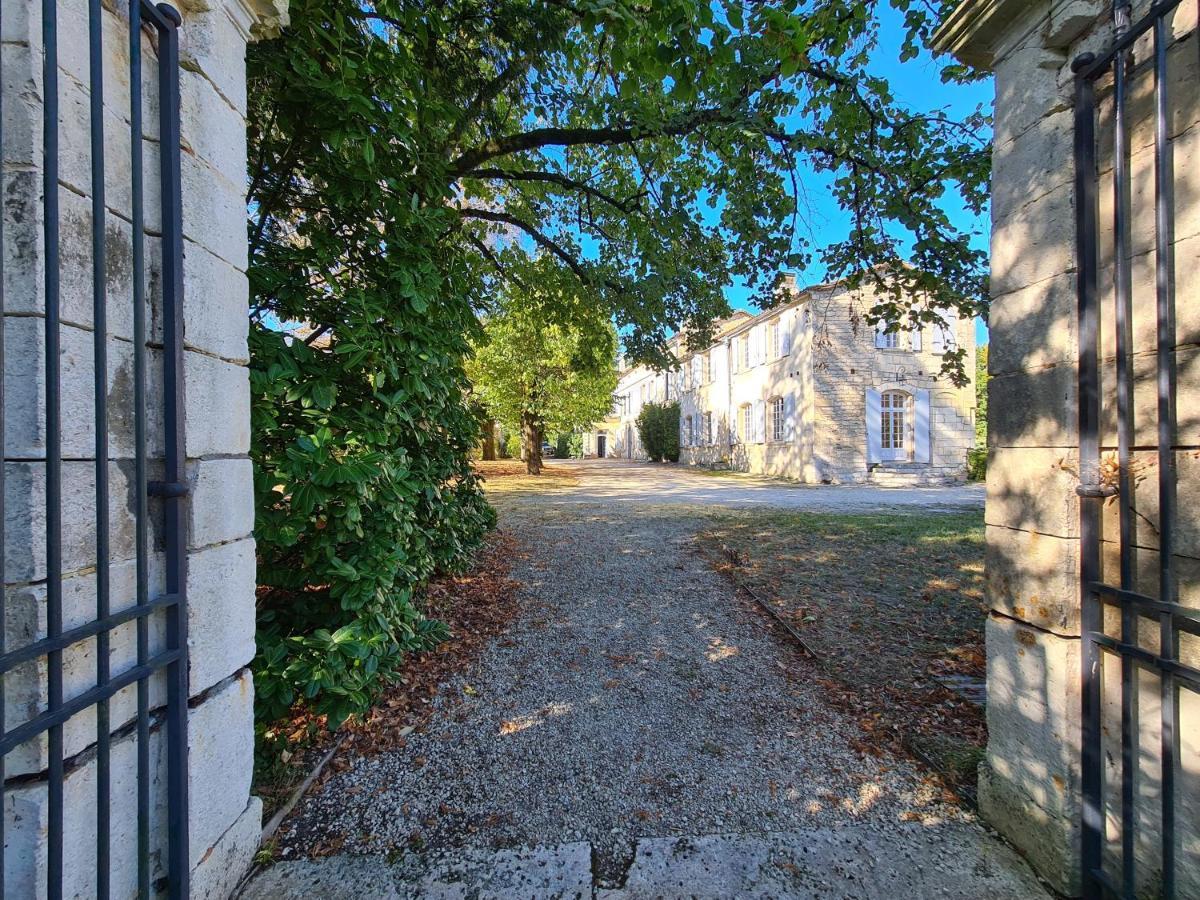 Bed and Breakfast Domaine De Belisle Magnac-sur-Touvre Exterior foto